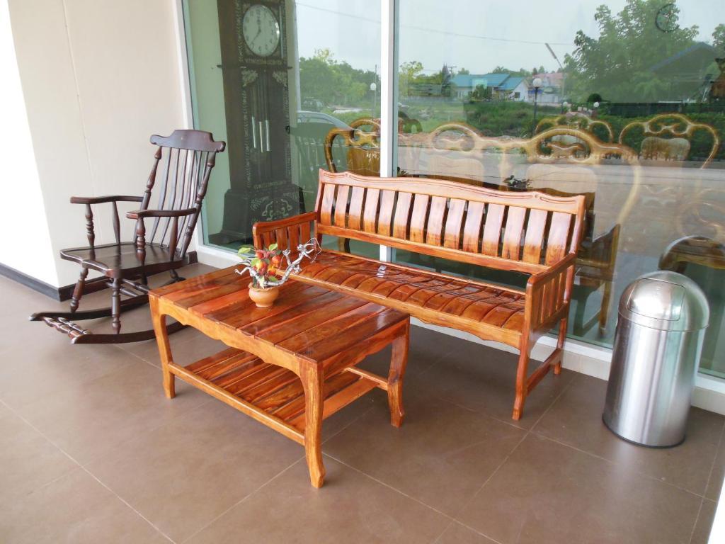 Hotel The Family Grand Udon Thani Exterior foto